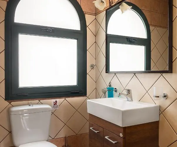 Liostasi * Halikounas