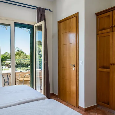 别墅 Liostasi Halikounas