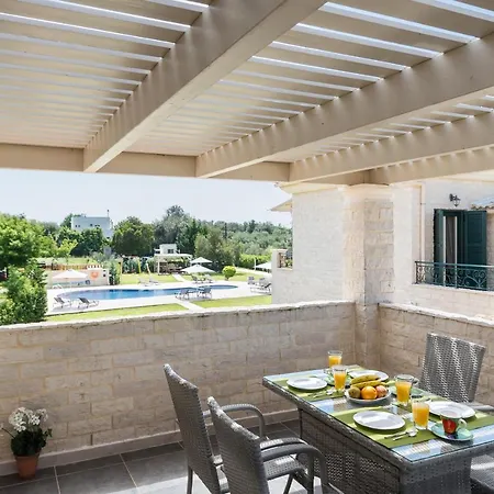 וילה Liostasi Halikounas